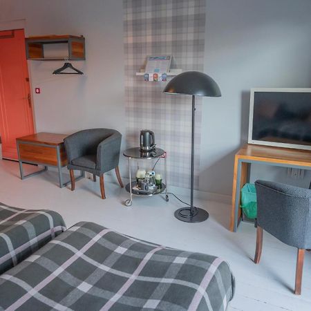 ポズナン Republika Sloneczna Bed & Breakfast エクステリア 写真