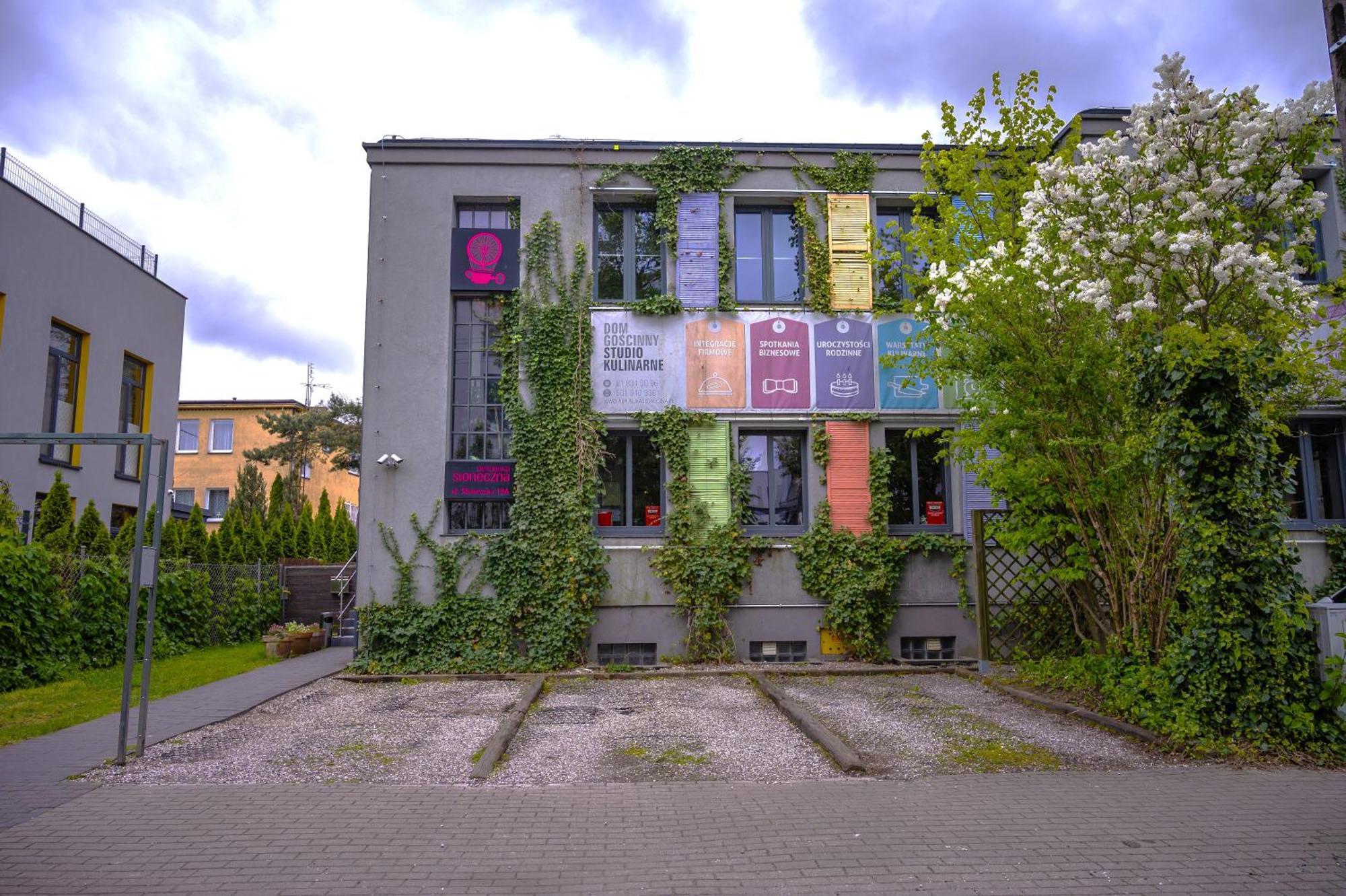 ポズナン Republika Sloneczna Bed & Breakfast エクステリア 写真